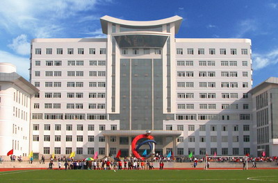 <b>湖北交通职业技术学院</b>