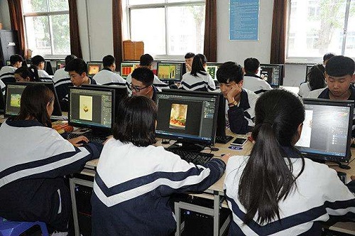 黄冈市劳动中等专业学校.jpg