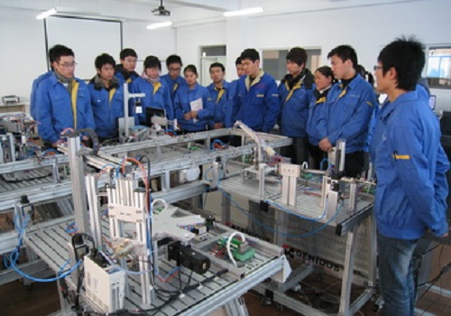机械电子工程.jpg