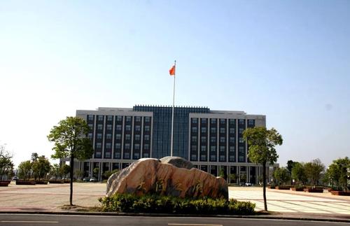 襄阳技师学院.jpg