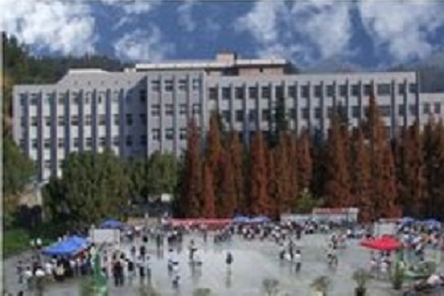湖北东风汽车技师学院.jpg