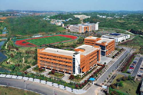 湖北三峡技师学院.jpg