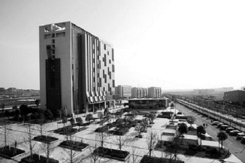 鄂州市商业职业学校.jpg