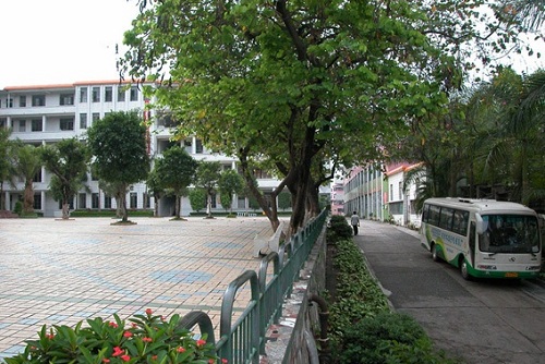 荆州信息科技学校2.jpg