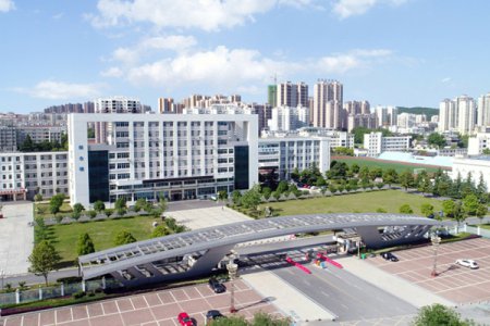 荆门职业学院2025年招生章程